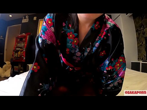❤️ Vajza e re cosplay pëlqen seksin deri në orgazmë me një shiringë në një kalorës dhe një blowjob. Vajzë aziatike me pidhi leshtore dhe cica të bukura me kostum tradicional japonez në video amatore që tregon masturbim me lodra qij. Sakura 3 OSAKAPORN. Video anale tek ne ❌❤